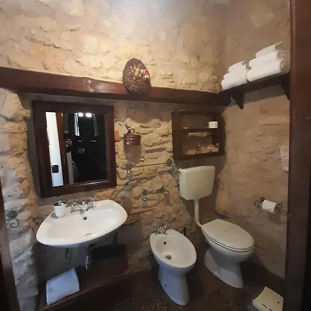Bed & Breakfast Antica Dimora Historic Building *