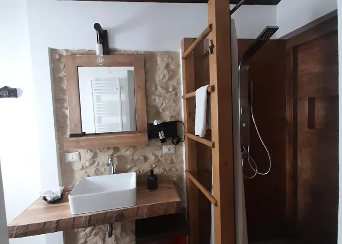 Alojamento de Acomodação e Pequeno-almoço Antica Dimora Historic Building Enna