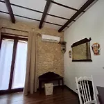 Antica Dimora Historic Building Bed & Breakfast 3*