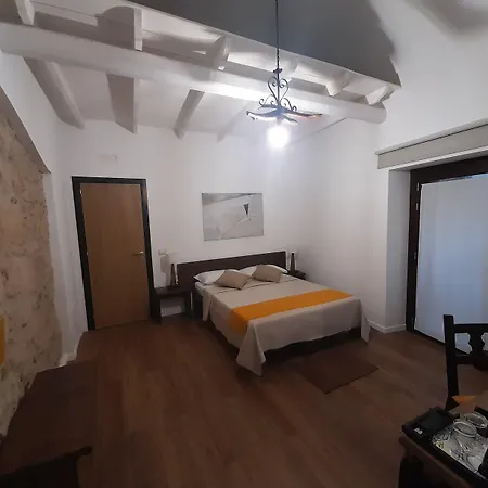 Antica Dimora Historic Building B&B